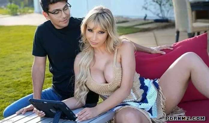 LoveHerBoobs Sexy Porn Videos Carmen Caliente When Love Knocks